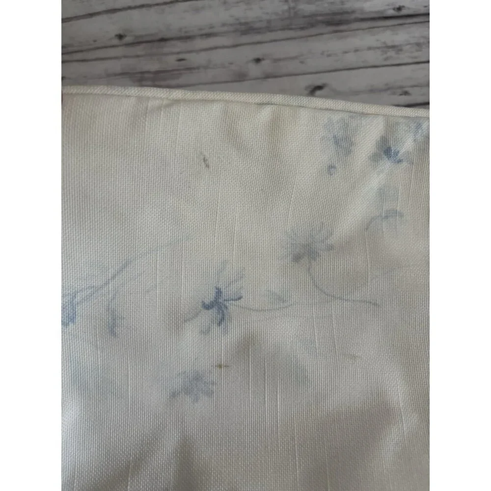 Vintage‎ Flower Decorative PAIR Cotton Square Decorative Pillow Blue Ivory 17